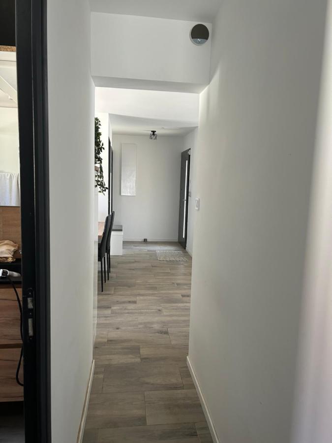 Villa Lunel Lunel  Luaran gambar