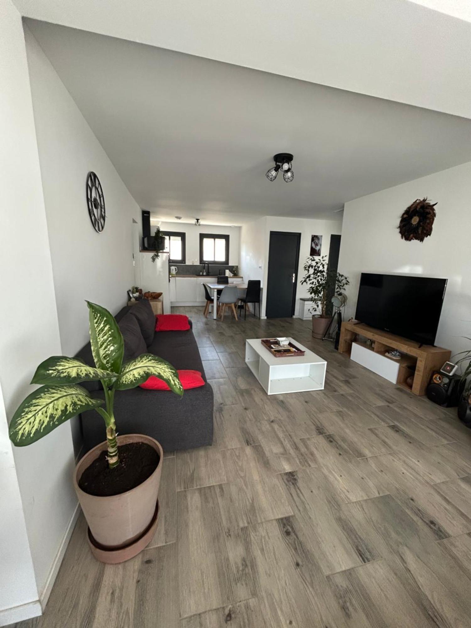 Villa Lunel Lunel  Luaran gambar